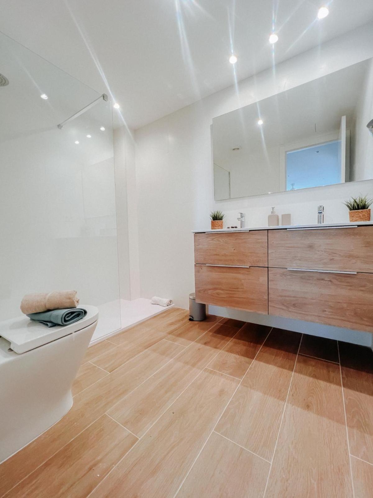 Femina Blue Apartment Кембрилс Екстериор снимка